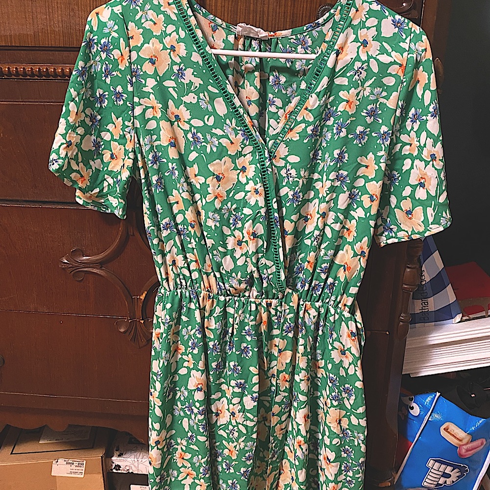 Green flowy dress